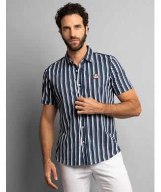 Chemise manches courtes...