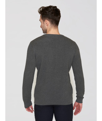 Pull tricoté