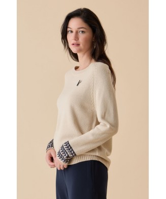 Pull détails broderie
