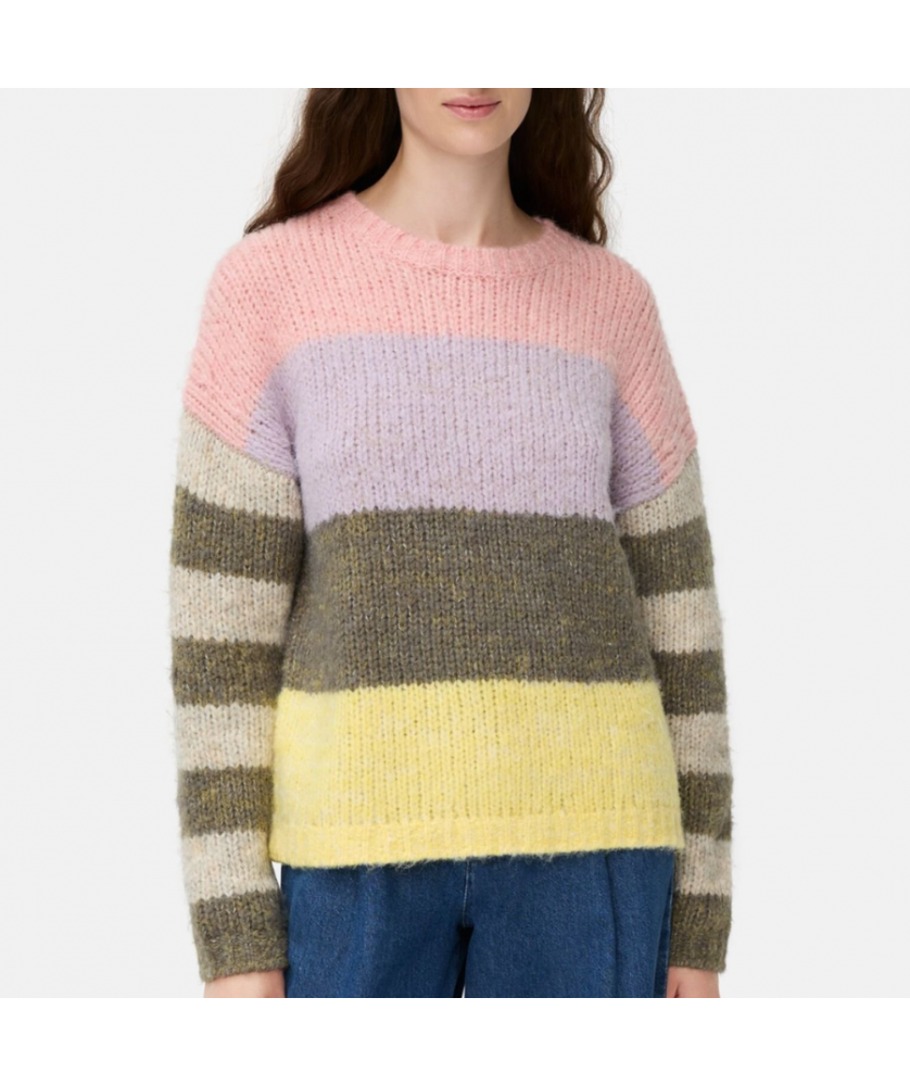 Pull doux à coupe carrée