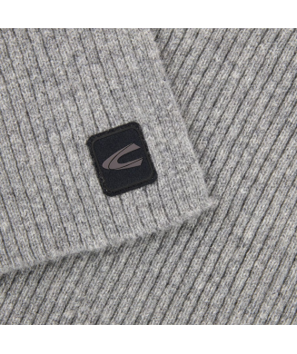 Écharpe tricotée en pure laine